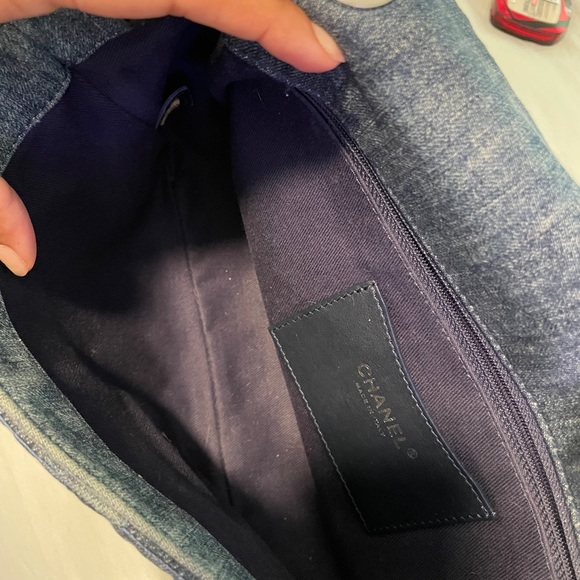 Chanel Camelia Denim Flap Bag - Picture 4 of 6